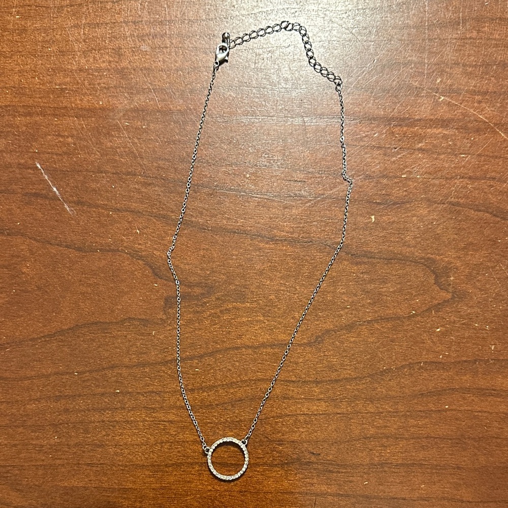 Silver circle necklace